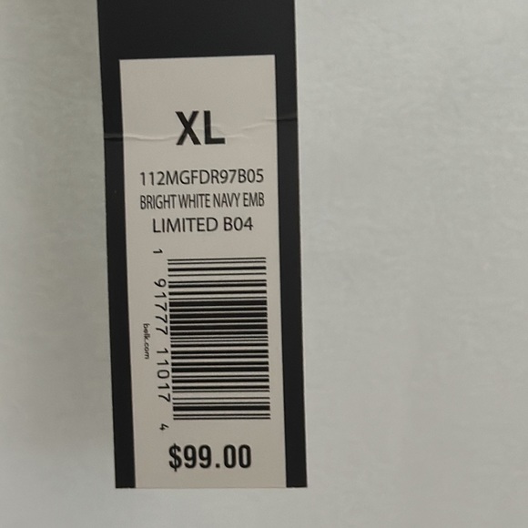 Beautiful unworn dress from the limited size extra-large color white - Picture 4 of 4